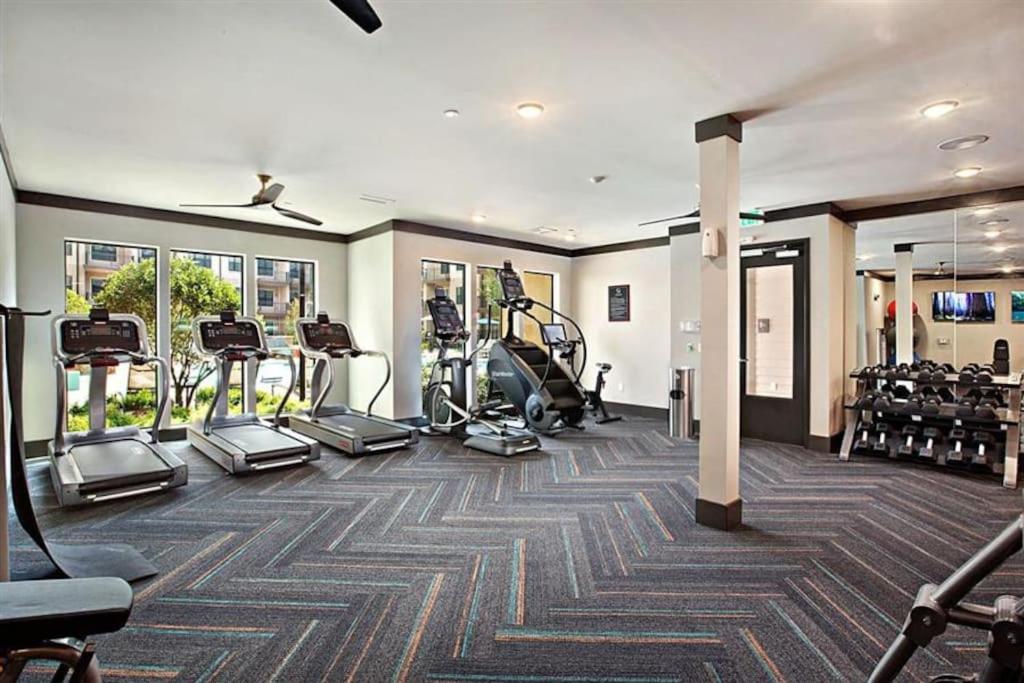 Awesome Atlanta Getaway Atlantic Station Areaアパートメント エクステリア 写真