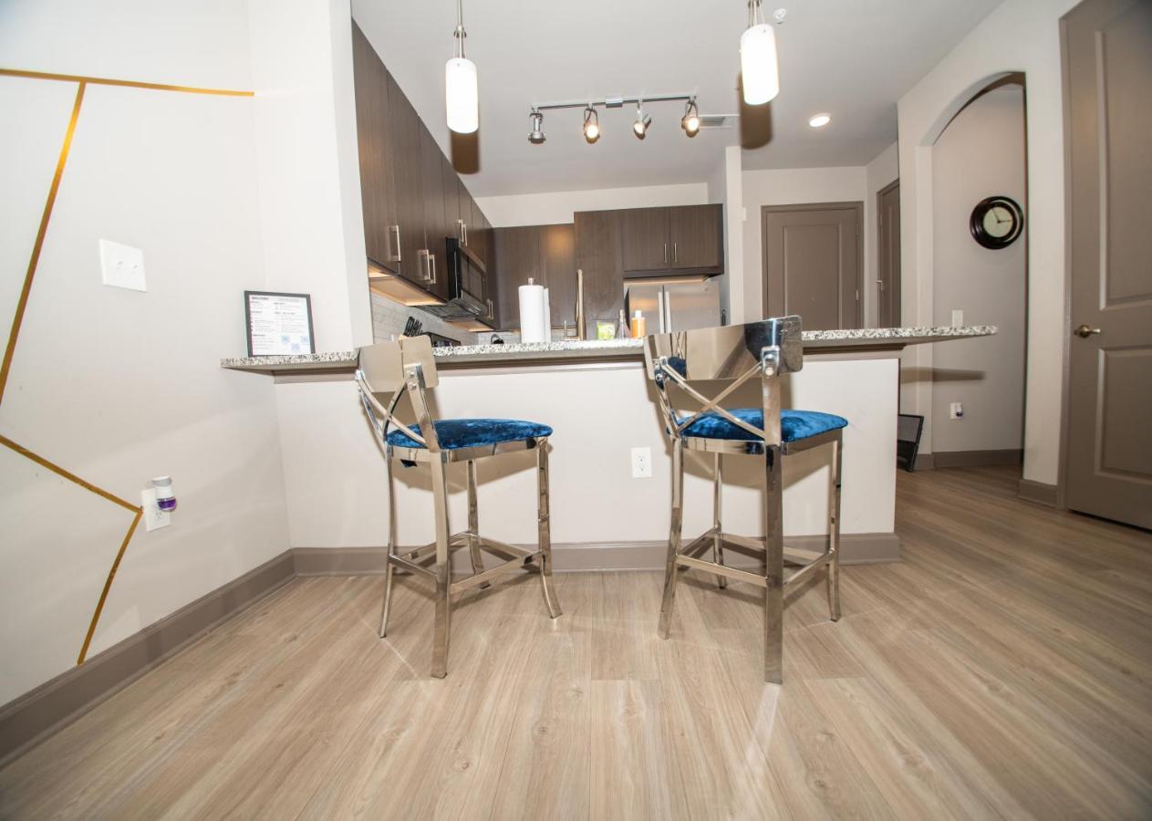Awesome Atlanta Getaway Atlantic Station Areaアパートメント エクステリア 写真